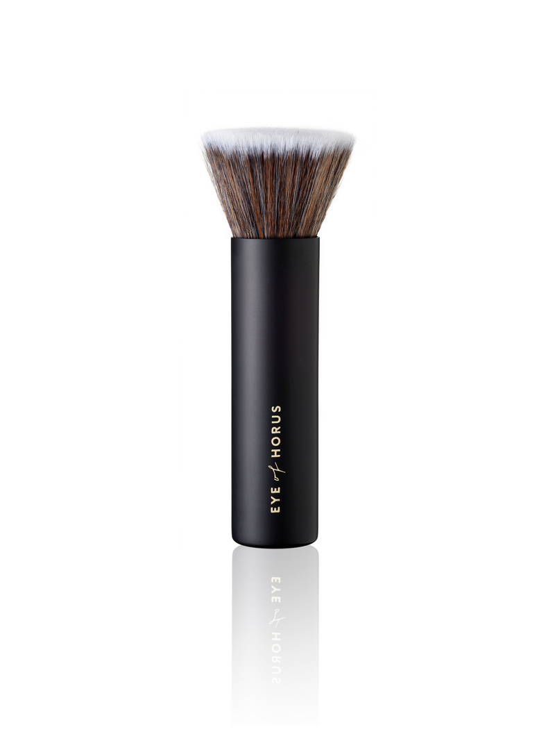 Eye of Horus | Vegan Buffing Brush | Mak-up Brush | Natural Make-up | Natuurlijke Make-up | Vegan Make-up kwast | Nourished | Foundation Kwast | Foundation Brush | Vegan Foundation Brush | Vegan Foundation Kwast