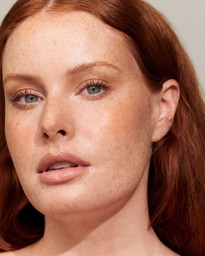 Effortless glow: The ultimate "No-Makeup" makeup look