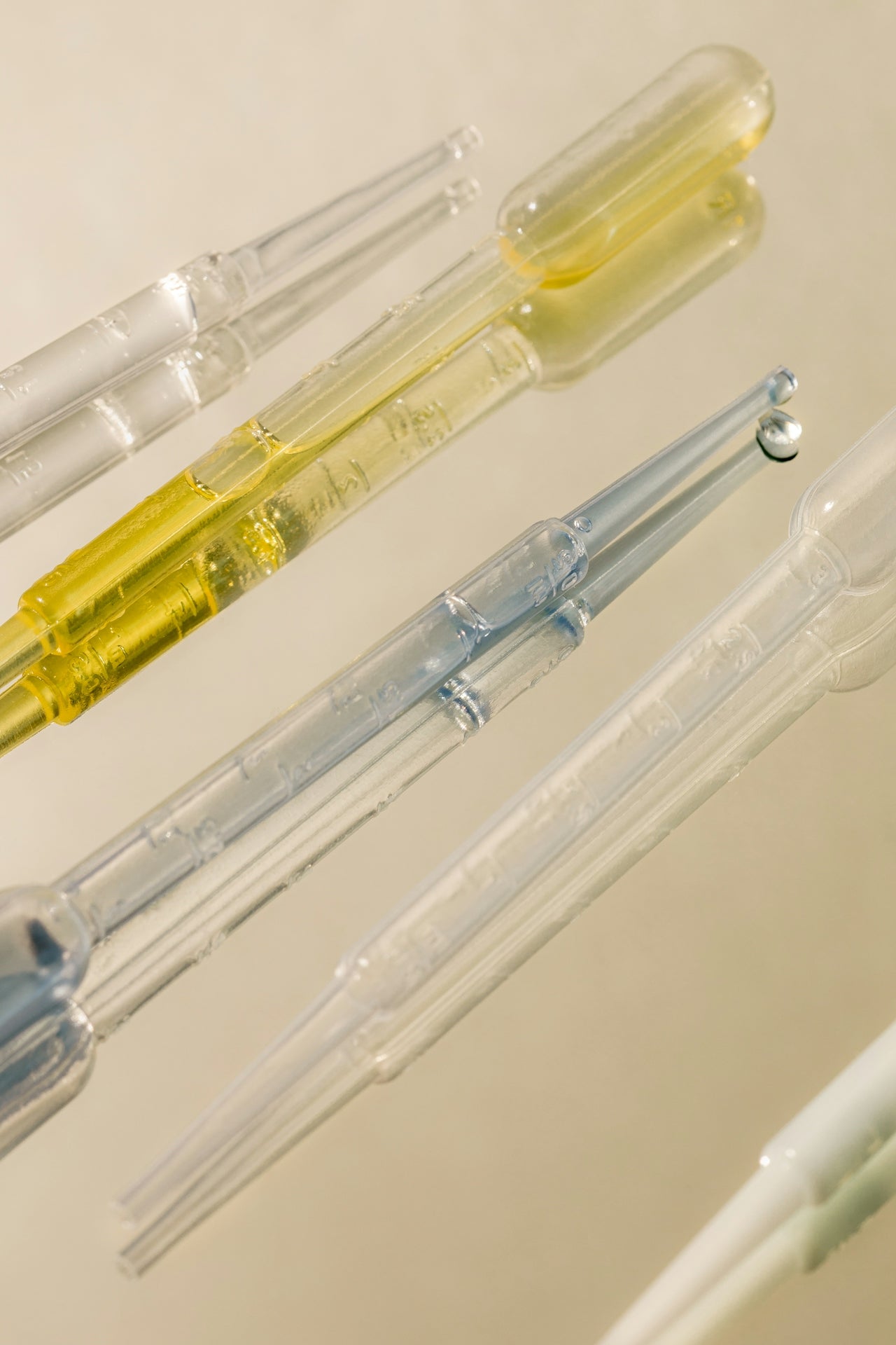 De 'Forever Chemicals'': wat je moet weten over PFAS in cosmetica