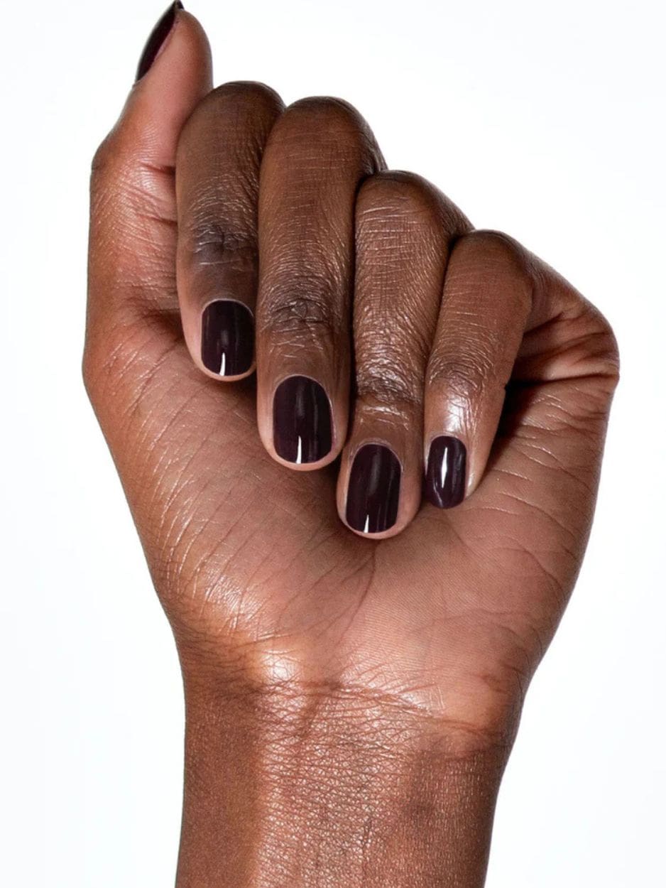 Aubergine, no. 103, Gitti, natural nail polish, natuurlijke nagellak, donker paarse nagellak, dark purple nail polish, plant-based nail polish, vegan nail colour, vegan, nail care, nagelverzorging, 23-free, PETA certified, Nourished