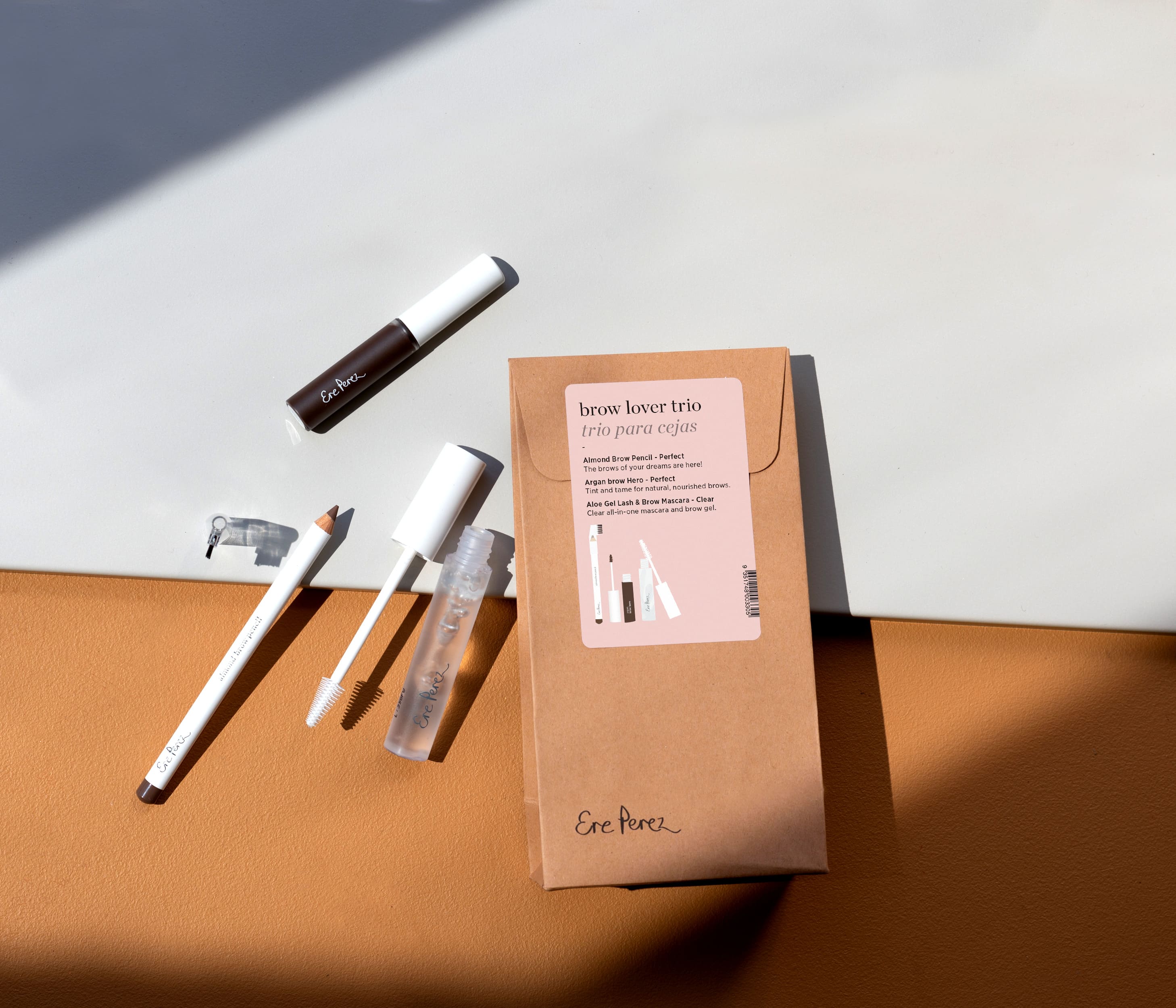 Ere Perez, giftset, set, almond brow pencil, aloe vera gel mascara, natuurlijke mascara, wenkbrauw mascara, almond oil, amandel olie, Argan Brow Hero, brows on fleek, natural eyebrows, brow serum, natuurlijke wenkbrauwgel, natuurlijk wenkbrauwpotlood, natuurlijke make-up, nourished.