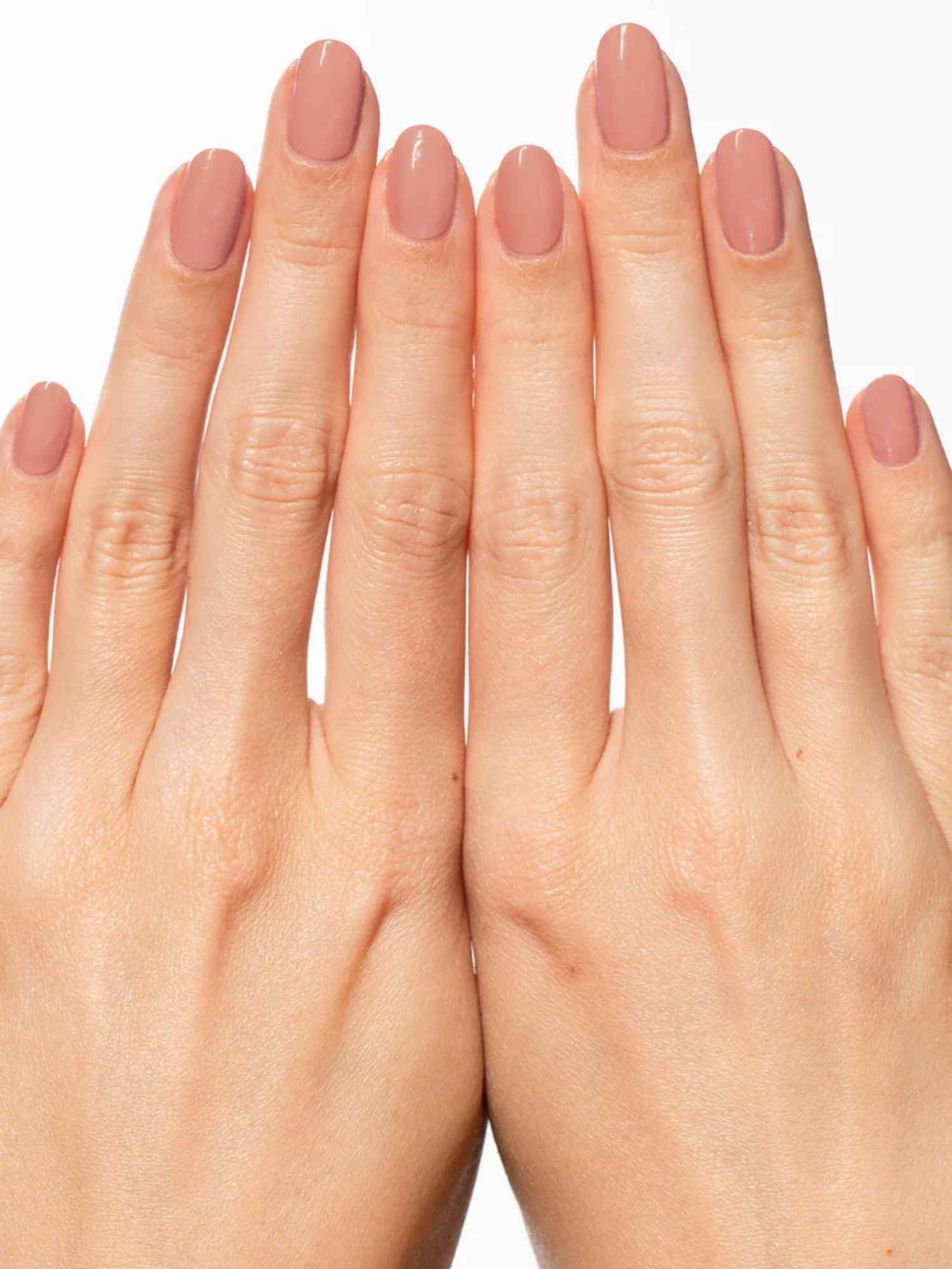 Coral Sand no. 115, Gitti, natural nail polish, natuurlijke nagellak, roze nude nagellak, pink nude nail polish, plant-based nail polish, vegan nail colour, vegan, nail care, nagelverzorging, 23-free, PETA certified, Nourished