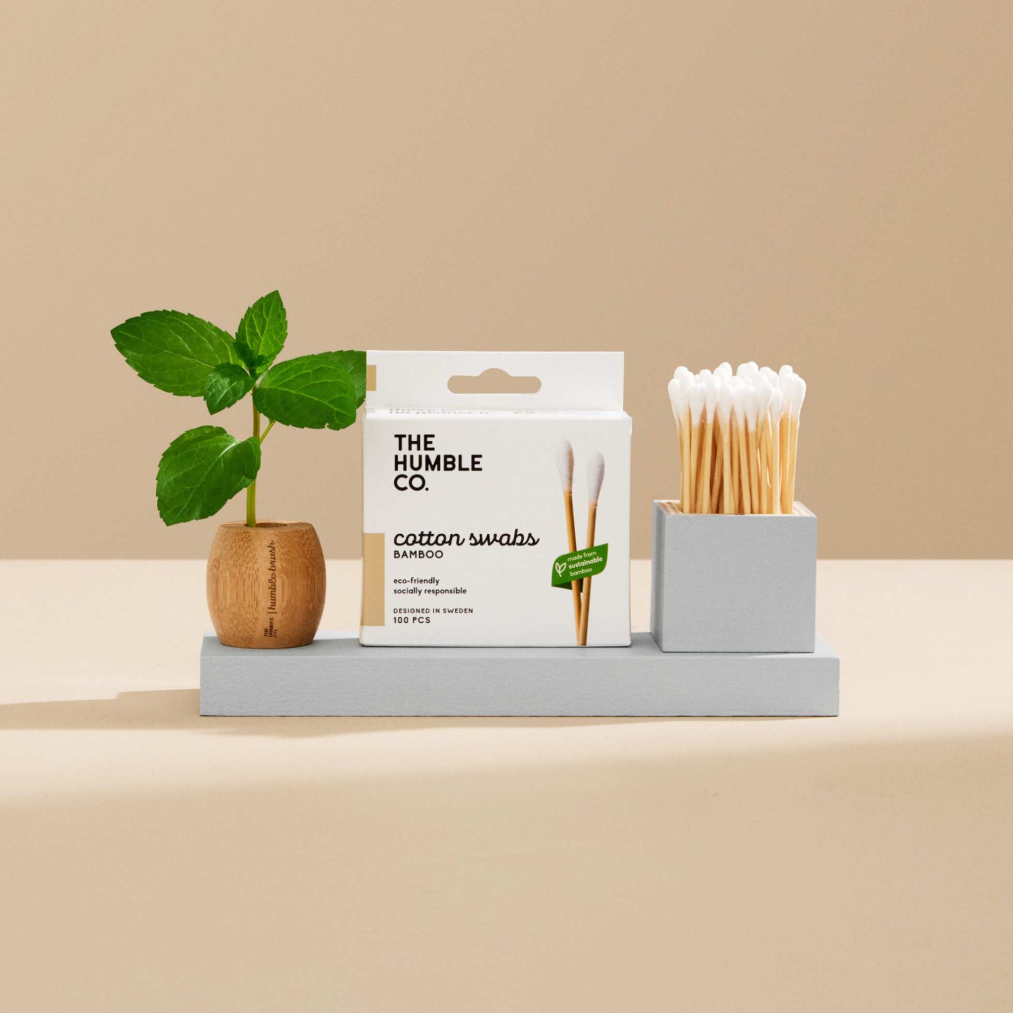 Bamboo Cotton Swabs 100-pack, bamboe wattenstaafje, bamboo cotton swab, wattenstaafjes, the humble co, nourished