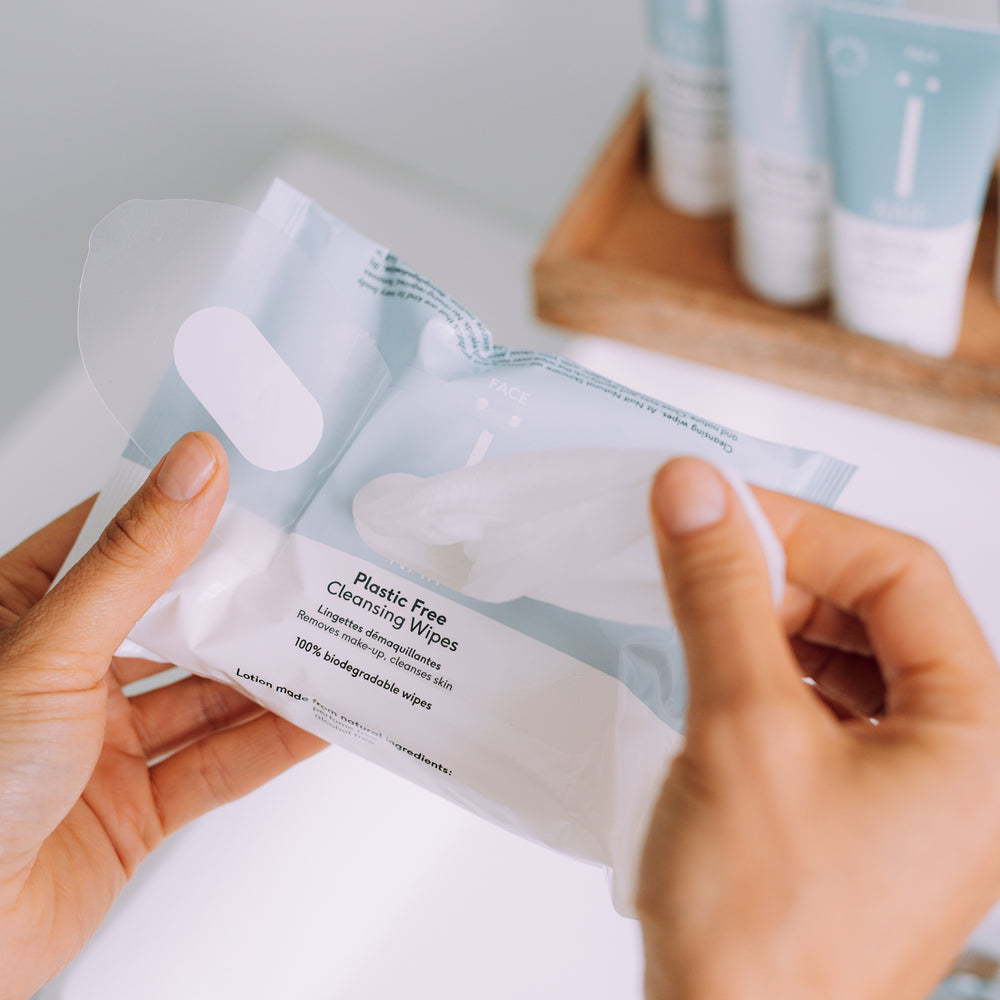 Plastic Free Cleansing Face Wipes 1 Pack. Made in the Netherlands. Biodegradable. Ocean-Friendly. Dermatologically tested. Free from Microplastics. Free from Parabens & Mineral Oils, 100% Vegan, Face Wipes, Gezichtsreinigingsdoekjes, plastic-free, Naif, Naïf Skin Care, Nourished, Nourishedeu